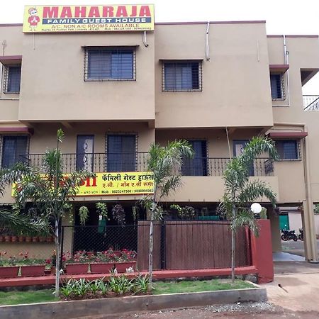 Maharaja Family Guest House Lonavala Bagian luar foto